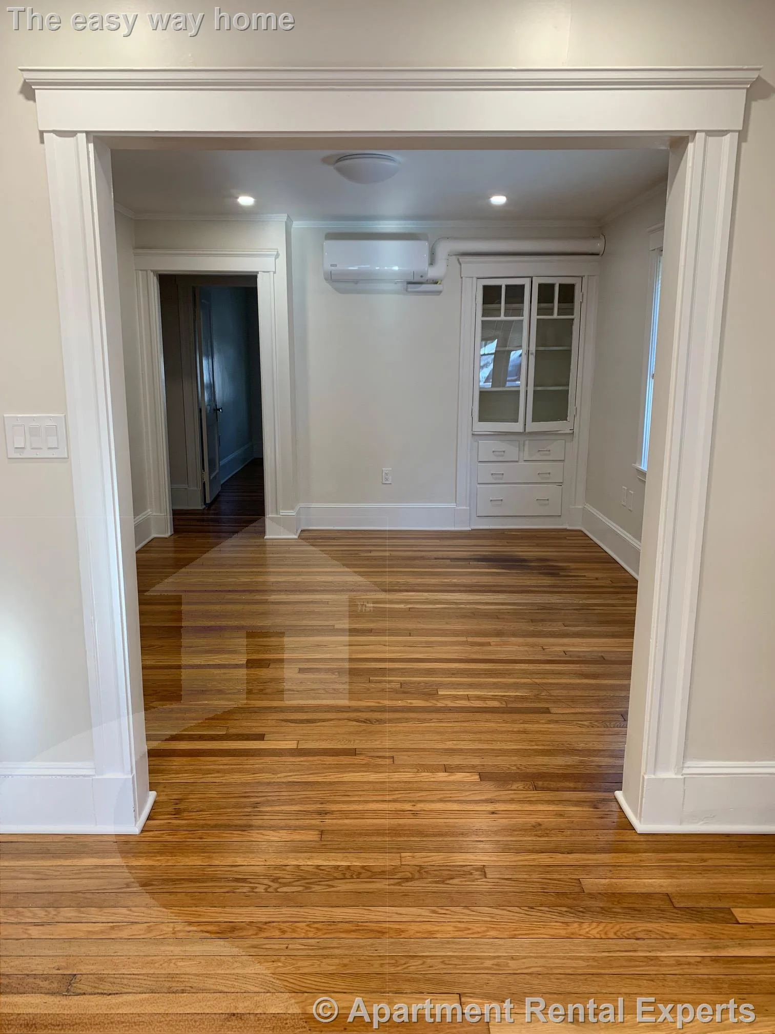 25 Laurel St, Arlington Heights