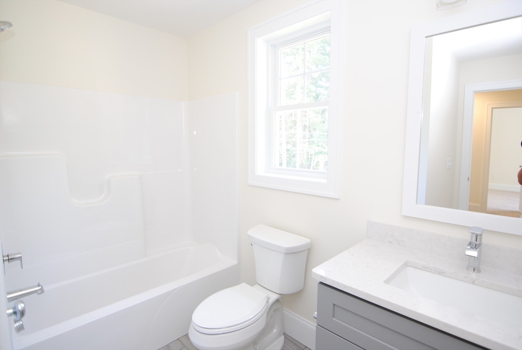 1 Scout Ln, Nashua