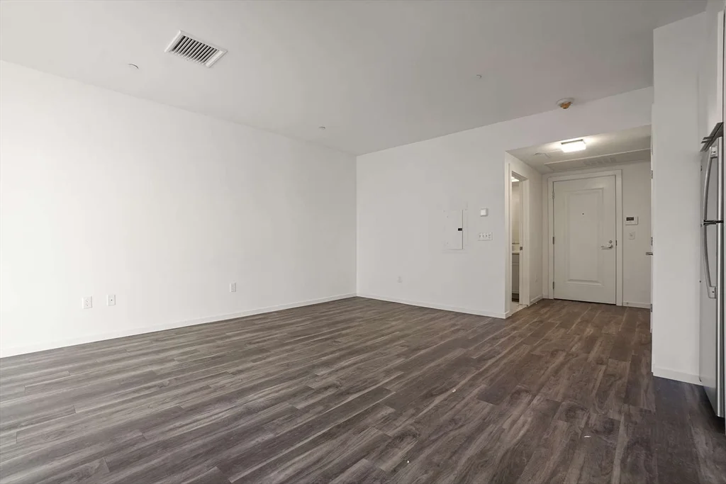 839 Beacon St, Fenway