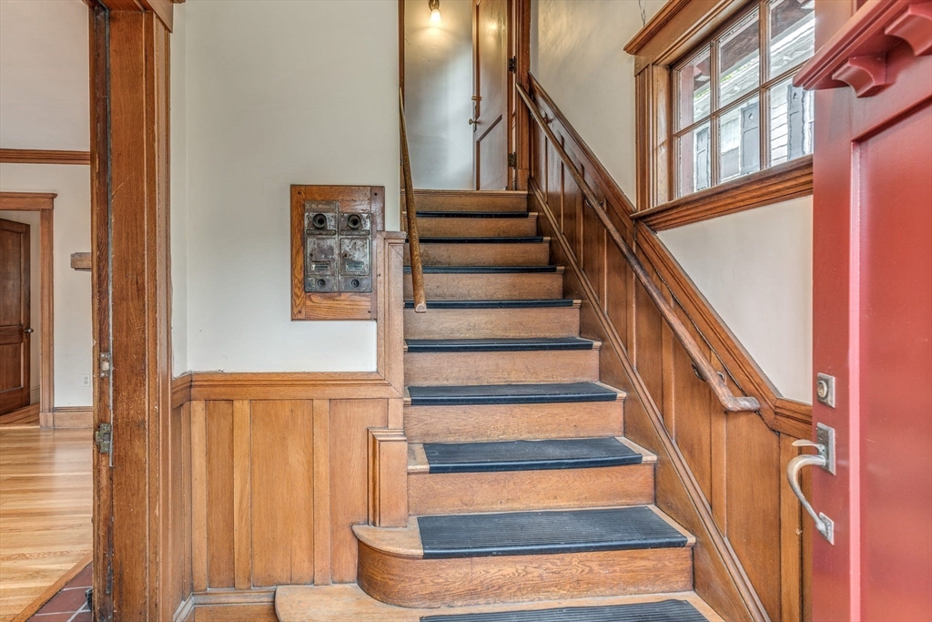 375 Mt Auburn, West Cambridge