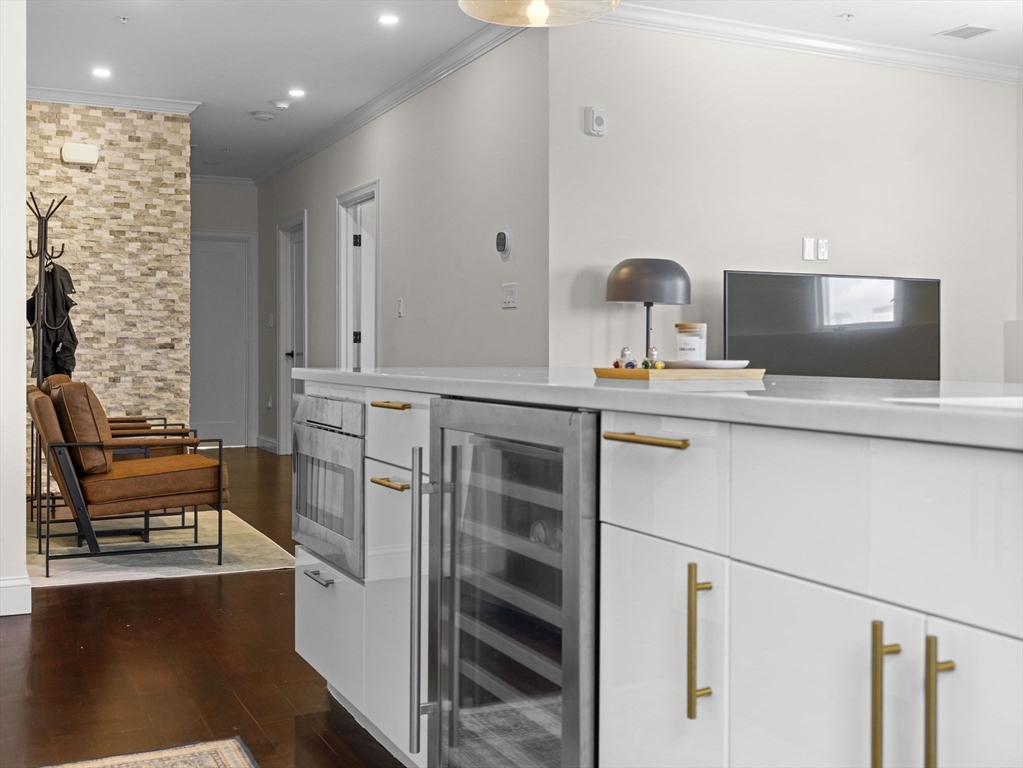 753 E Broadway, South Boston