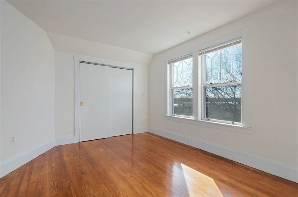 10-12 Castlerock, Dorchester