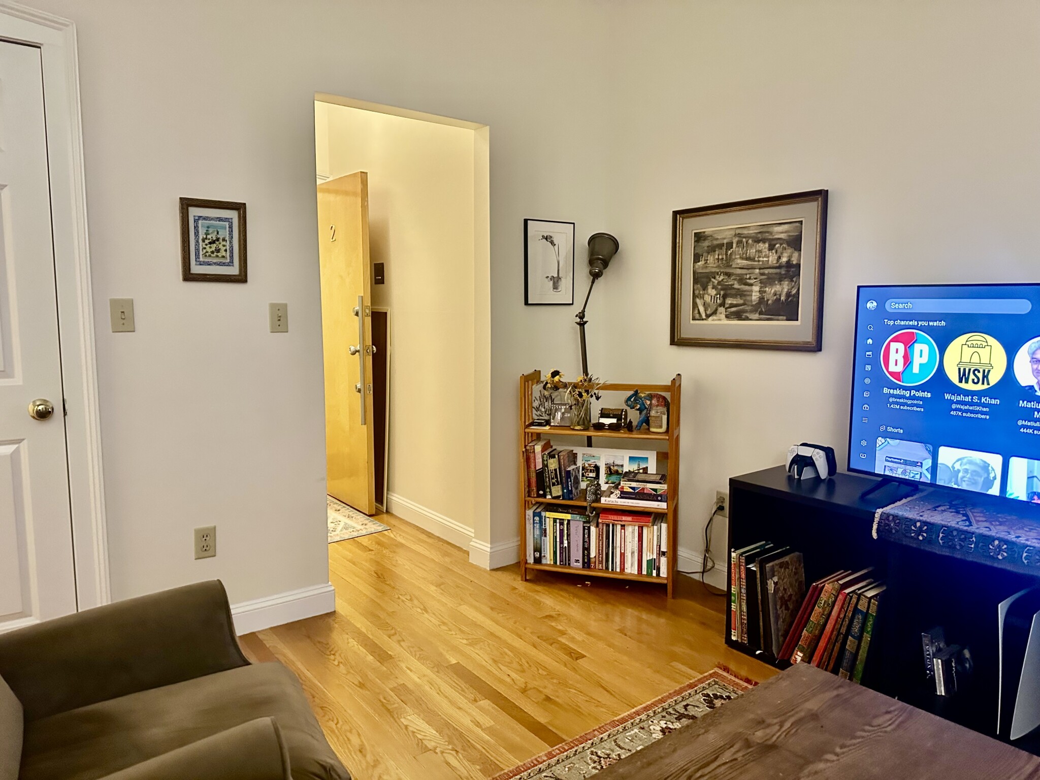 4 Park Vale Ave, Allston