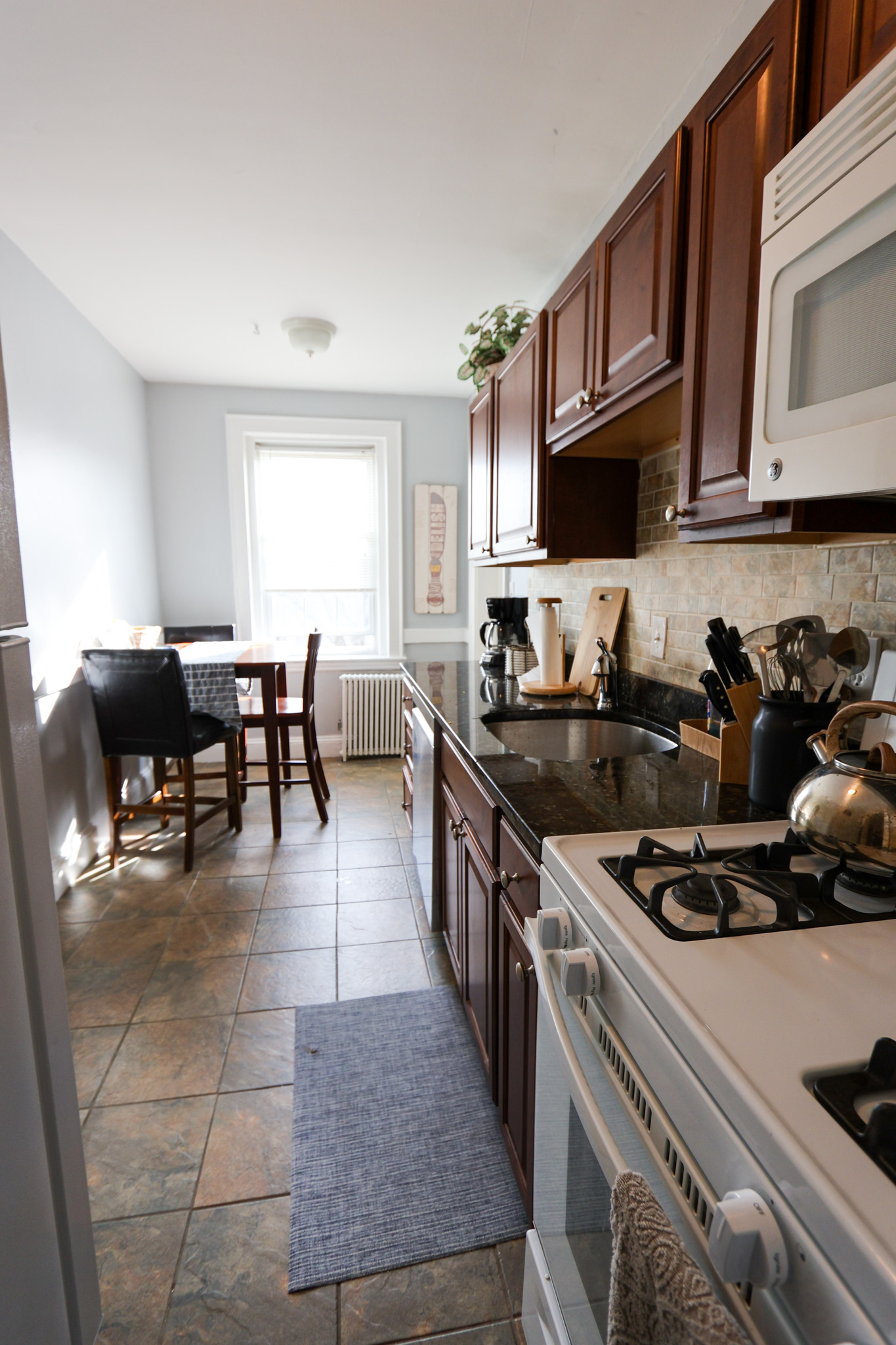 90 Kilsyth Rd, Brighton