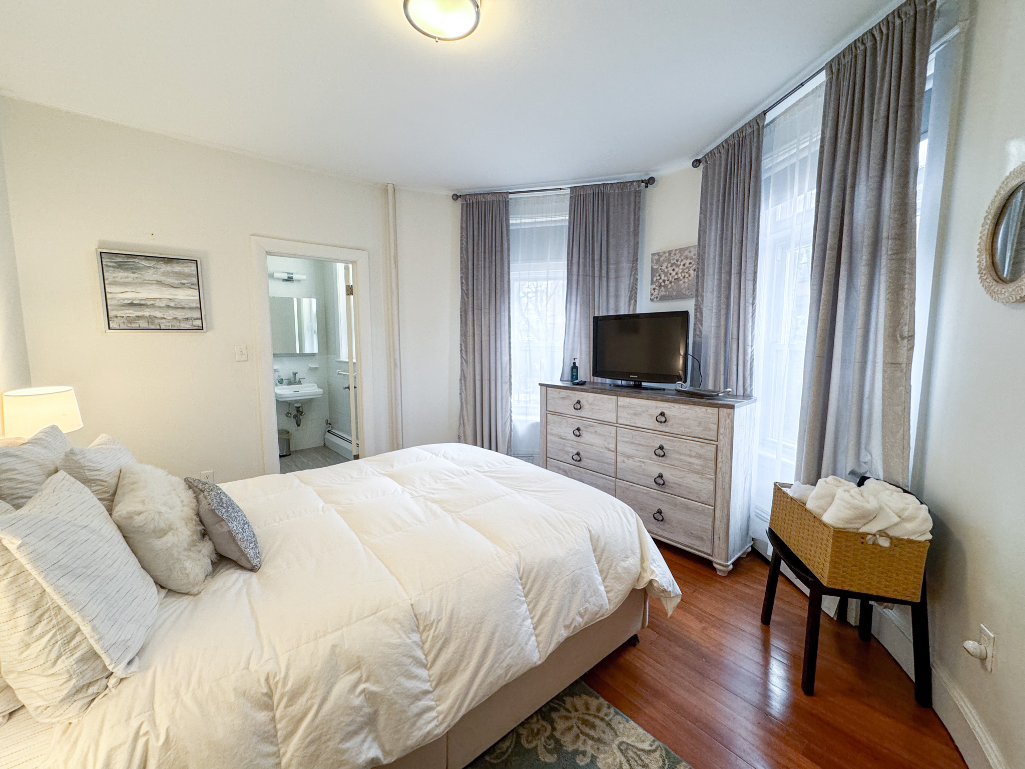 1871 Beacon St, Brookline