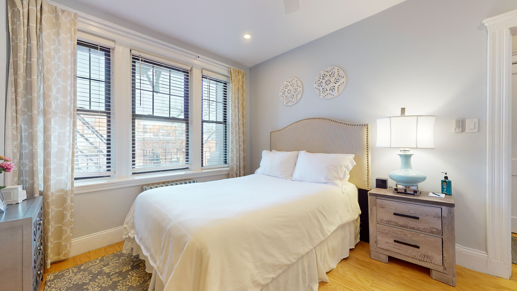 185 Chestnut Hill Ave, Brighton