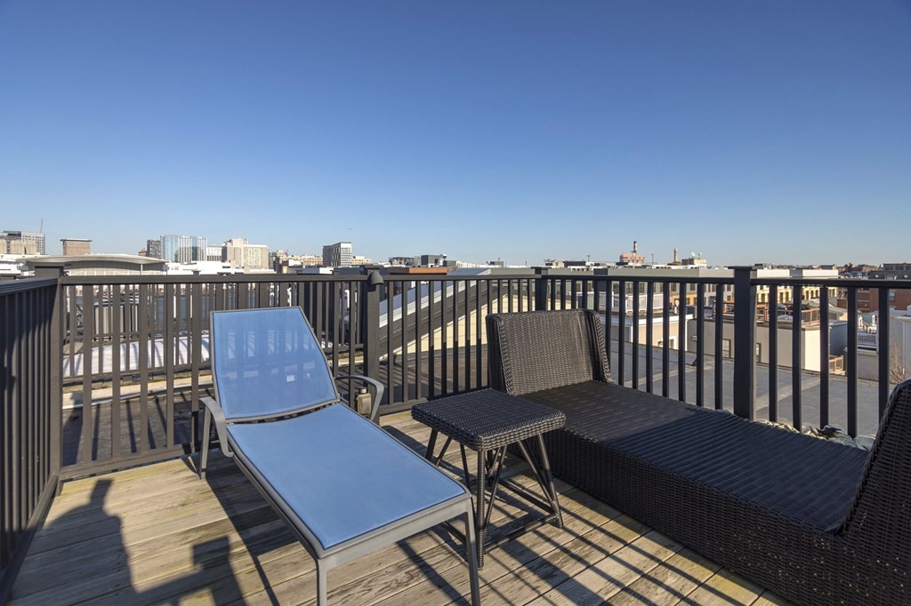 288 C St, South Boston