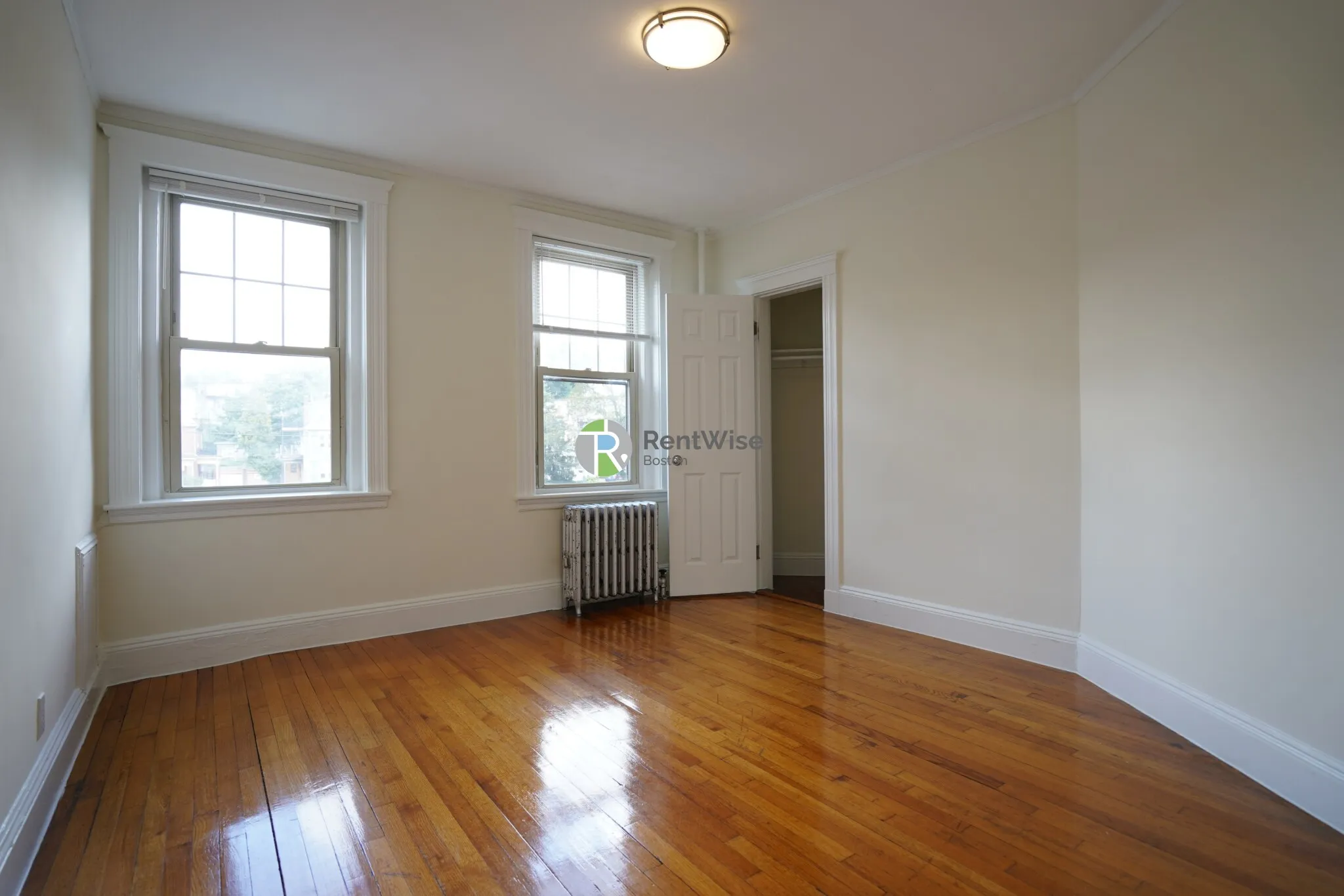 1848 Commonwealth Ave, Brighton