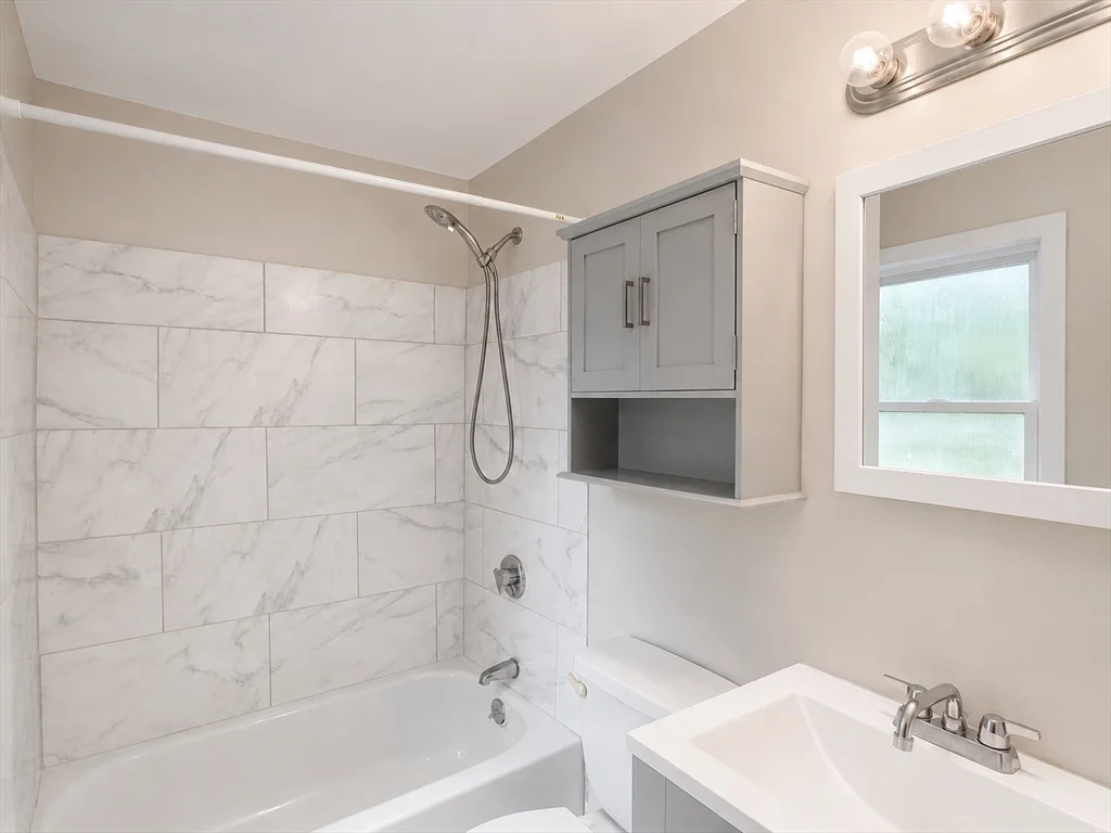 75 Haviland Ave, Lynn