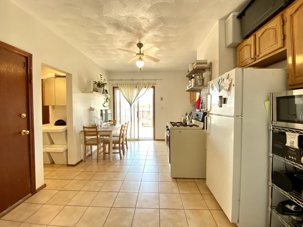 18 Cottage St, East Boston
