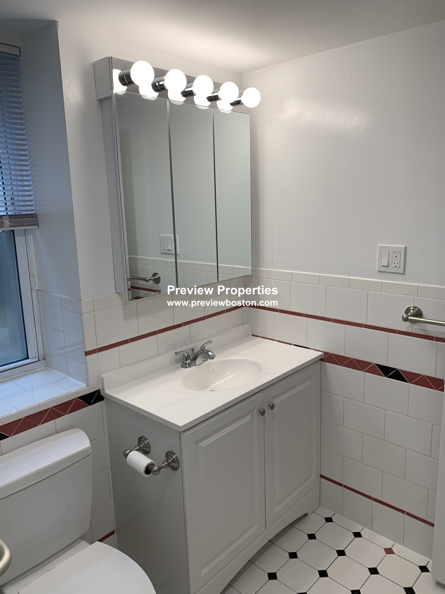 1750 Commonwealth Ave, Brighton