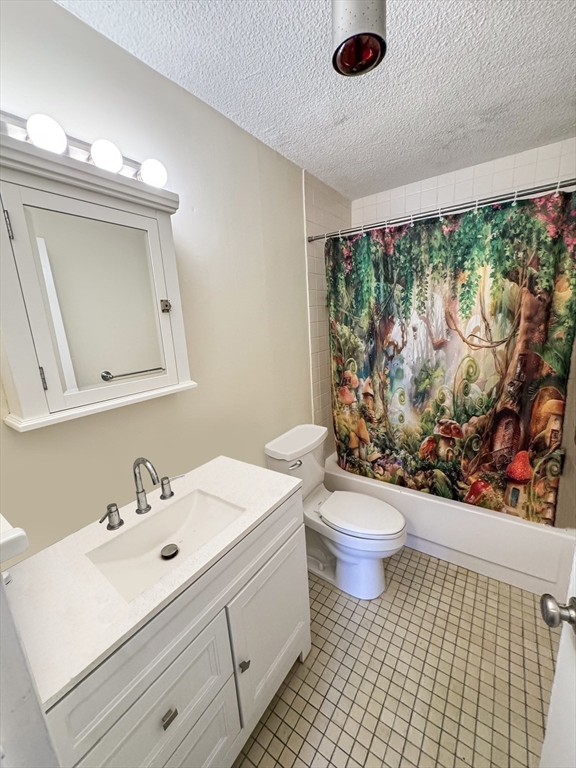 33 Pond Ave, Brookline Village