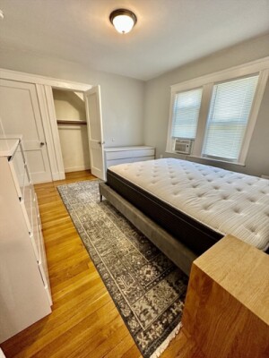 16 Colonial Ave, Nonantum