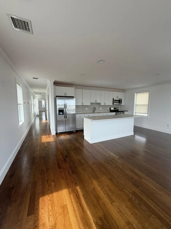 375 Crescent, Chelsea
