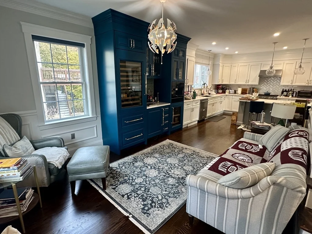 53 Old Mystic St, Arlington