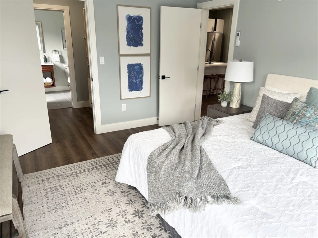 1391 Main St, Walpole