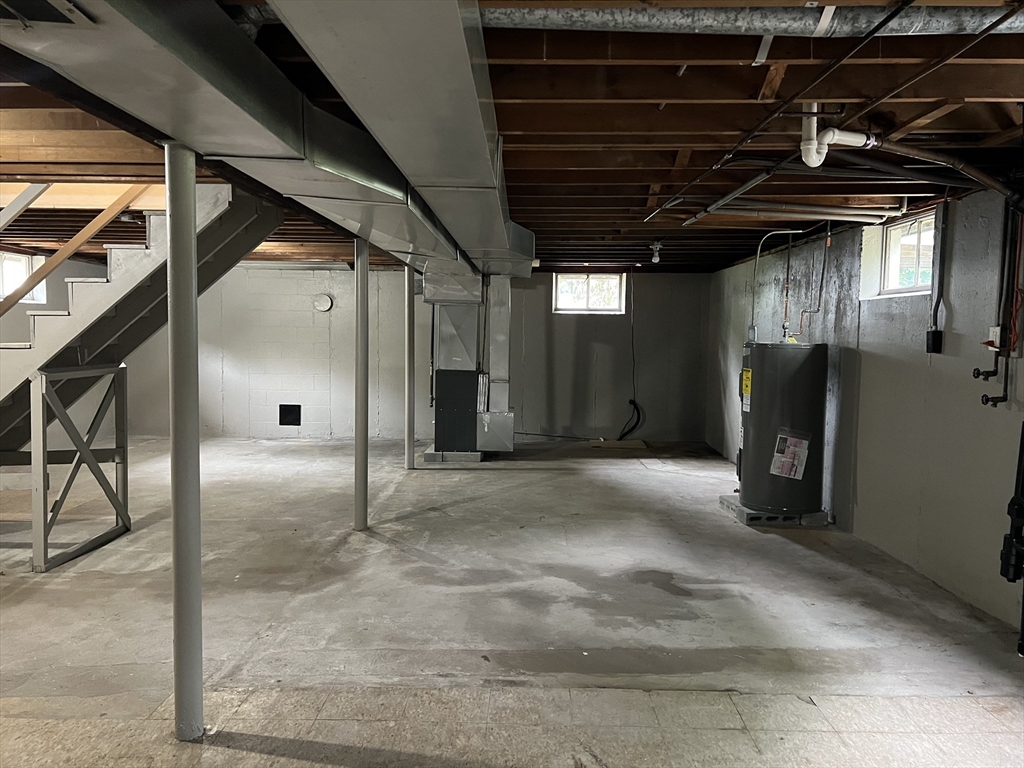 43 Grove St, Randolph