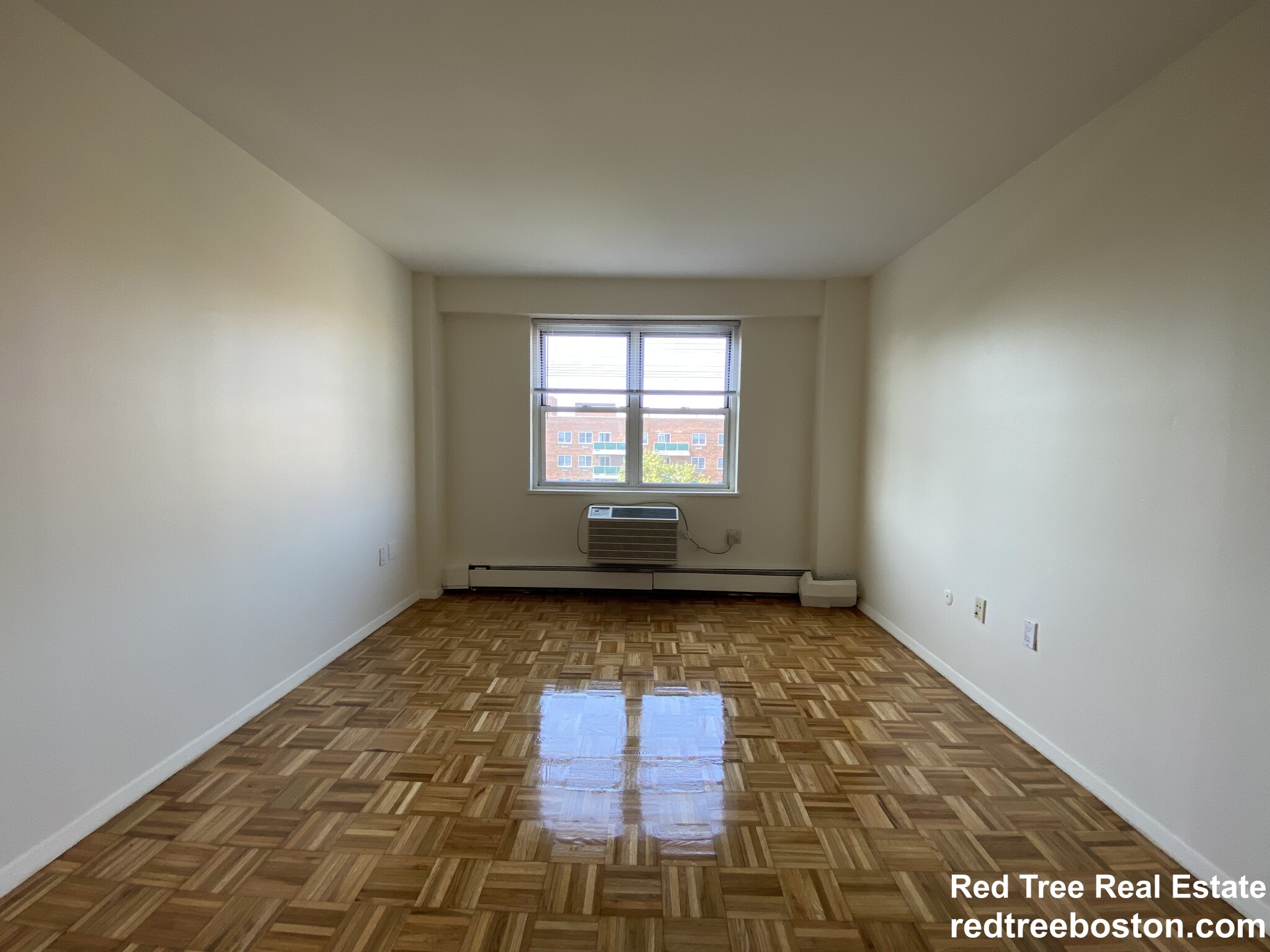 175 Freeman St, North Brookline