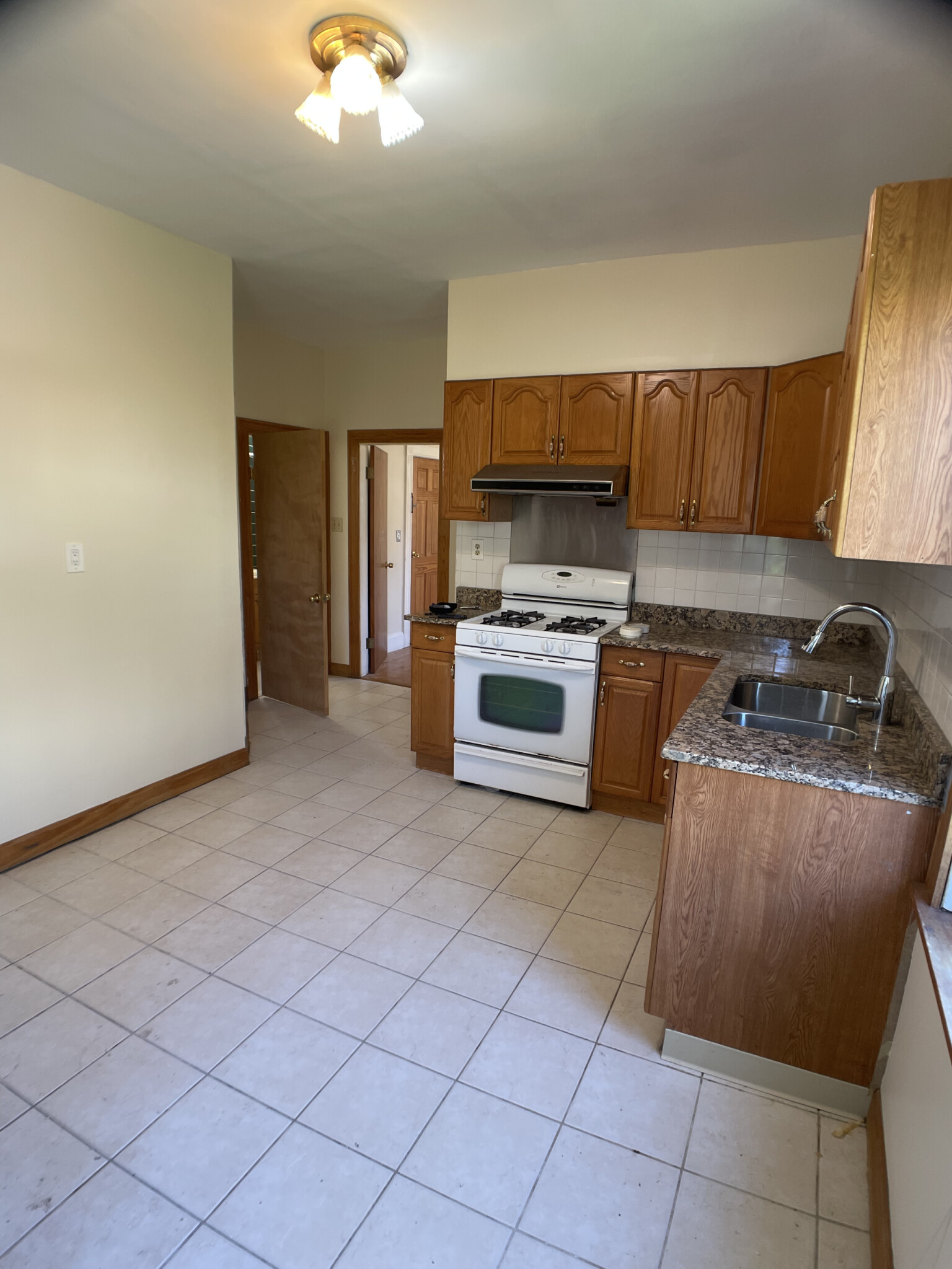 23 Harrison St, Ward Two