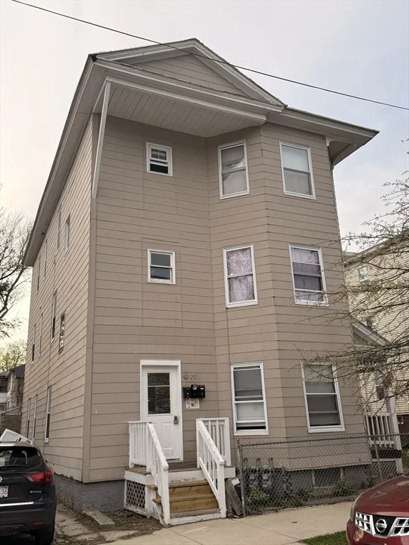20 Woodbine St, Worcester
