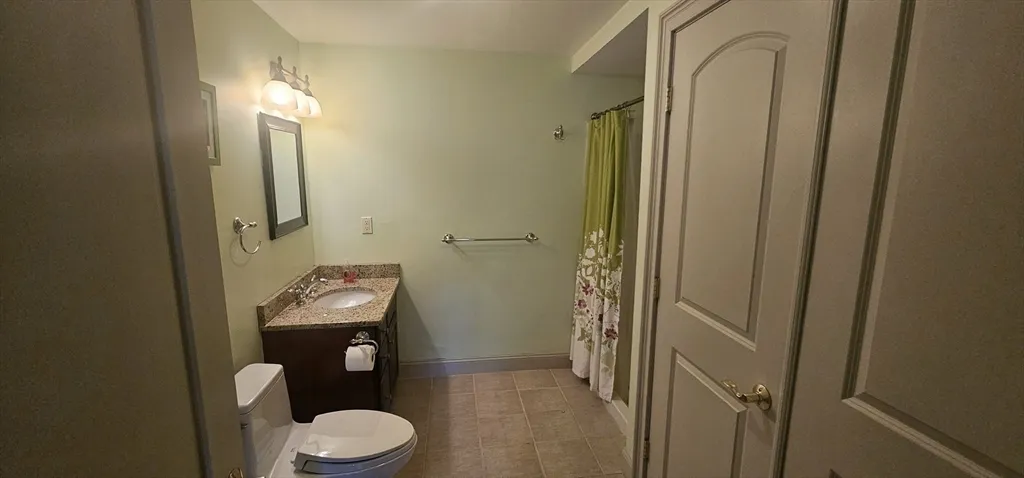 227 Thurber Ave, Attleboro