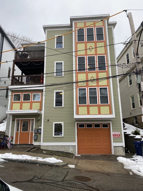 17 Wensley, Mission Hill