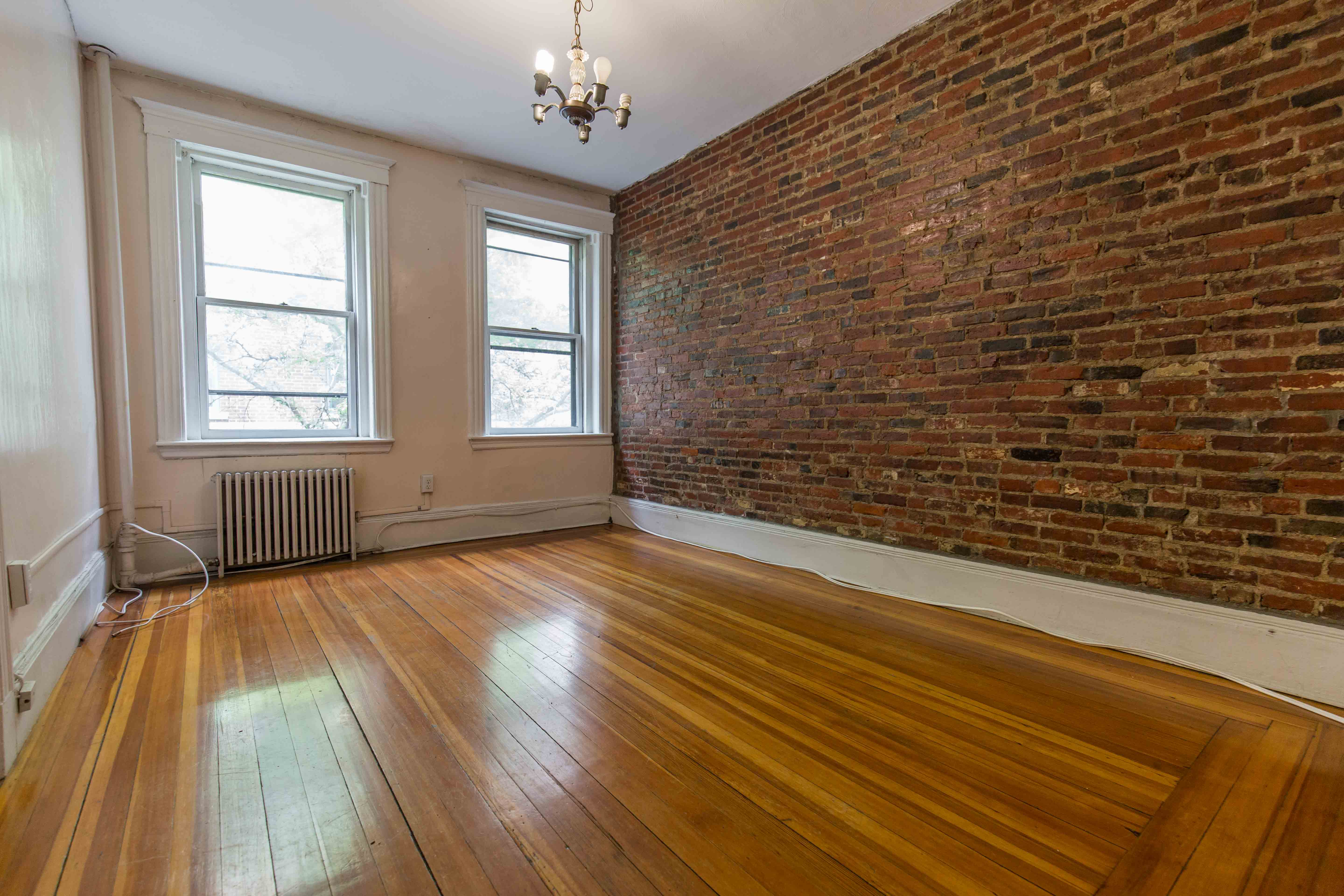 1 bed, 1 bath apartment for rent at 28.5 Myrtle St Unit 3, Beacon Hill — photo 1 of 17