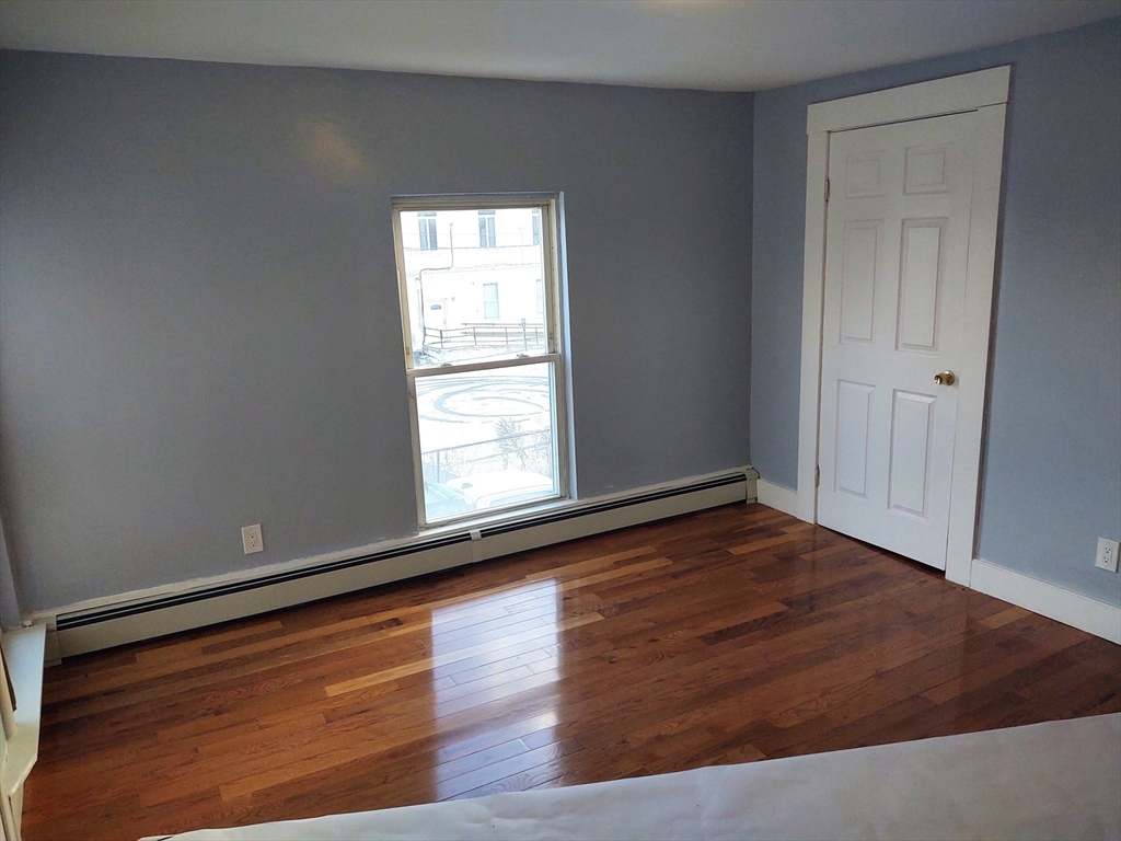 96 Pleasant St, Marlborough