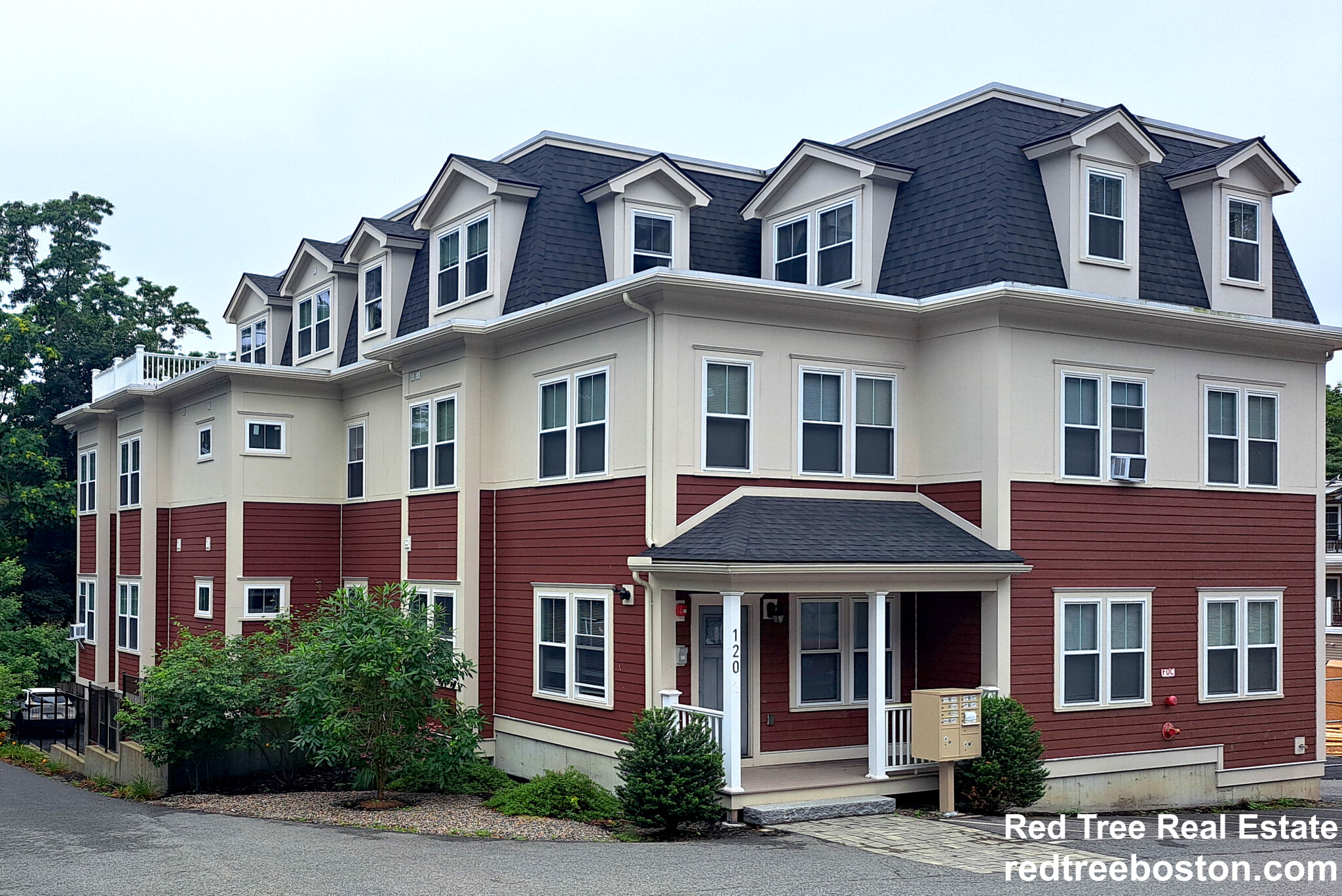 120 Kenrick St, Oak Square