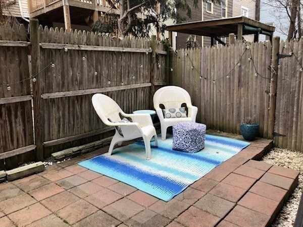 252 Gold St, South Boston