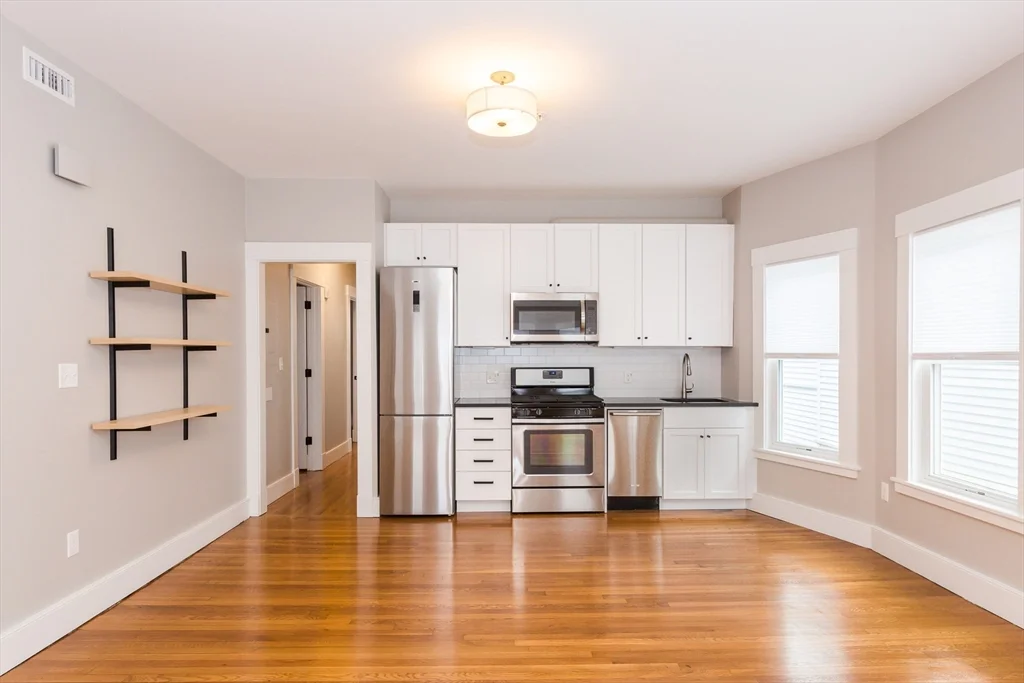 127 Hudson, Spring Hill