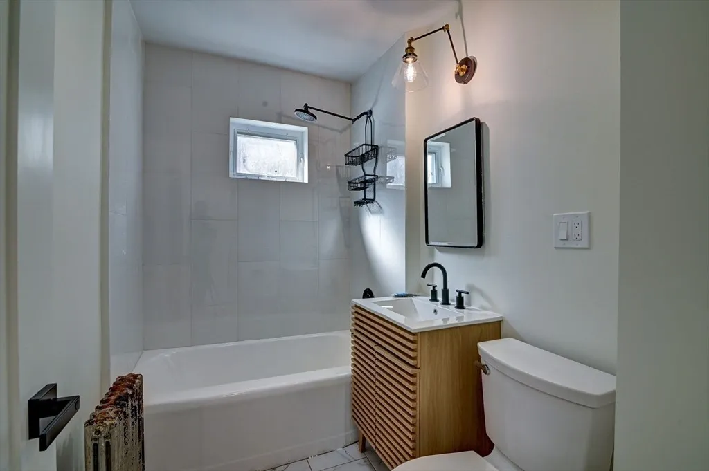 42 Jaques St, Somerville