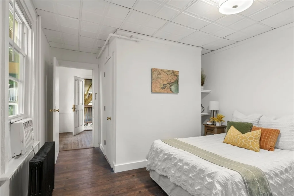 928 Dorchester Ave, Dorchester