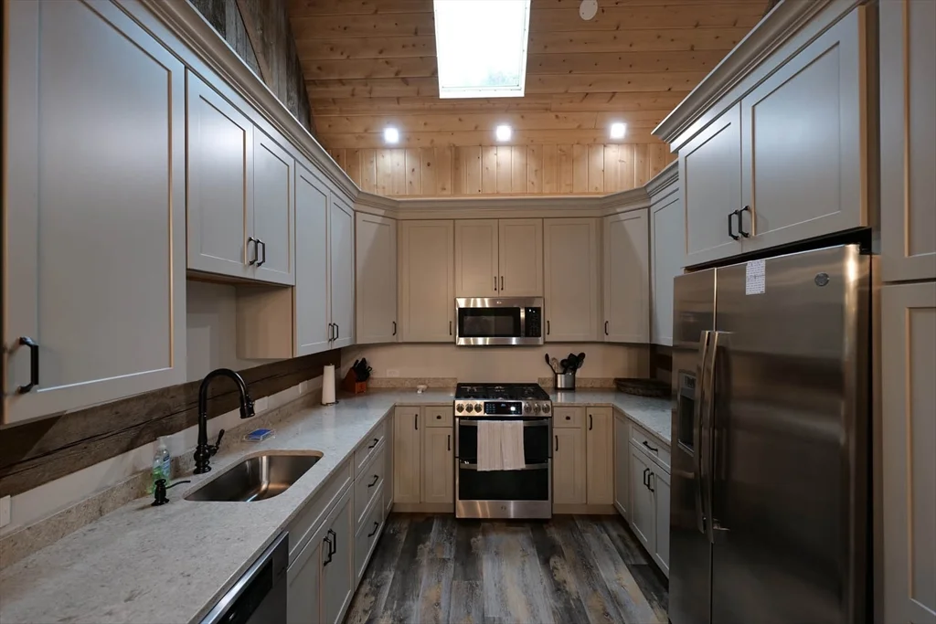 23 Winter St, Norwell