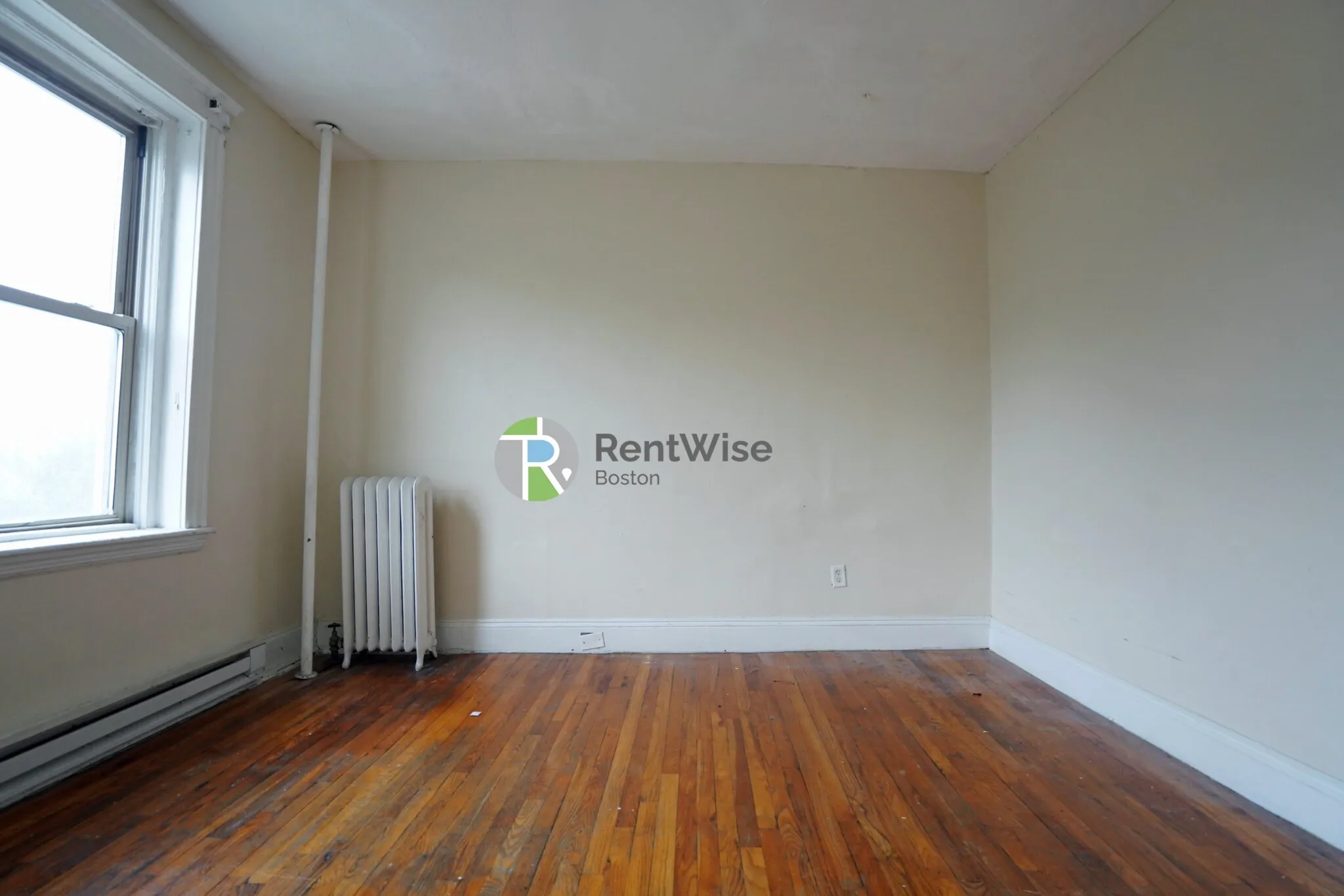 55 Park Dr, Fenway