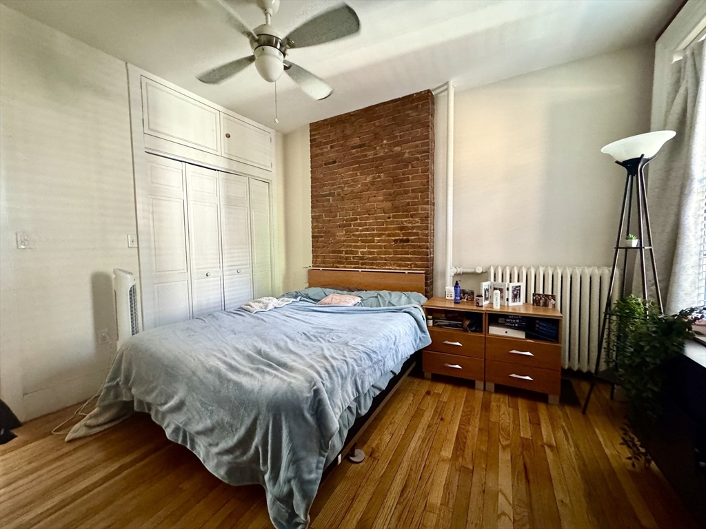 73 Charles St, Beacon Hill