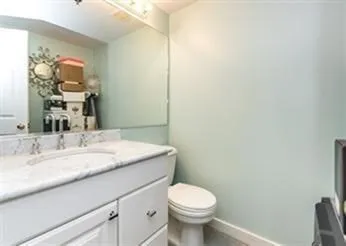 15 North Beacon St, Allston