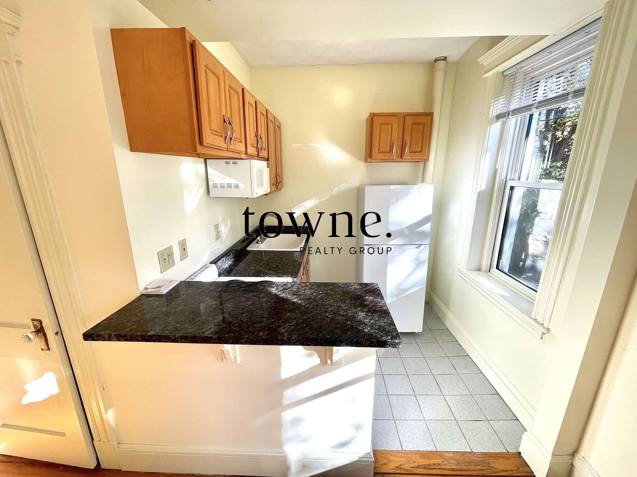 19 Queensberry St, Fenway