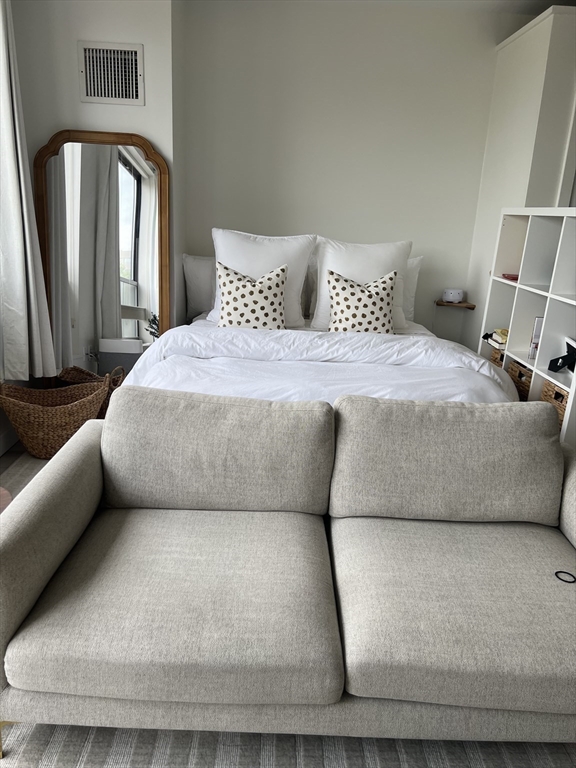 1166 Washington St, South End