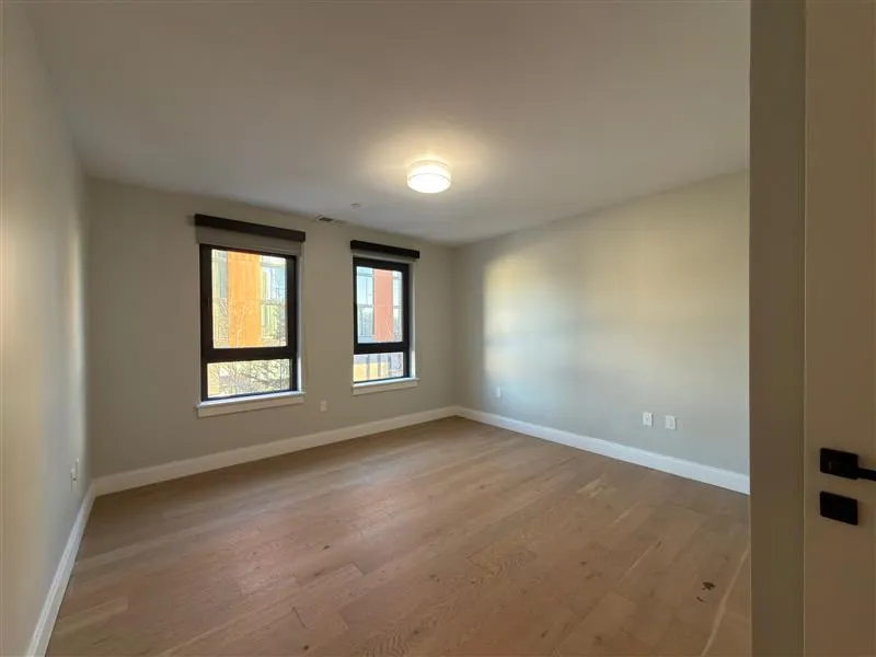 9 Central St, Spring Hill