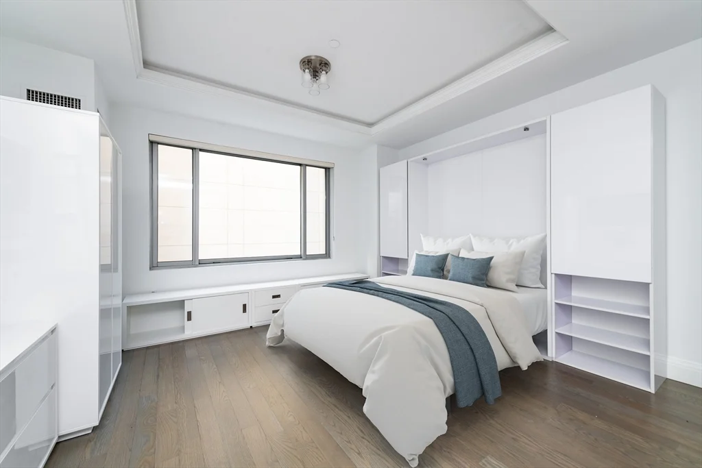 1 Huntington Ave, Back Bay