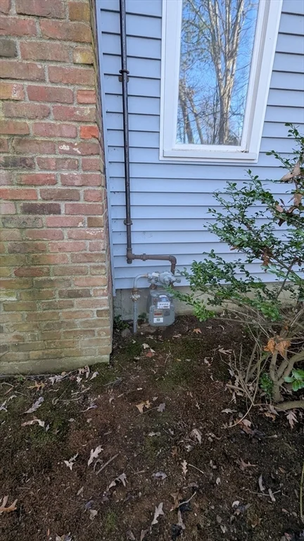 10 Sherwood Ave, Foxboro