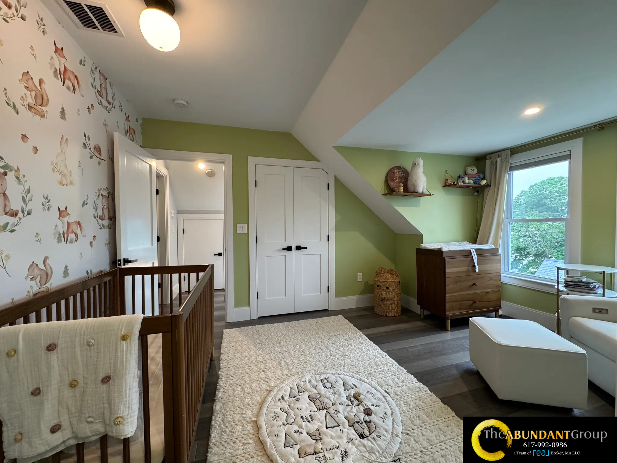 66 Calvary St, South Side