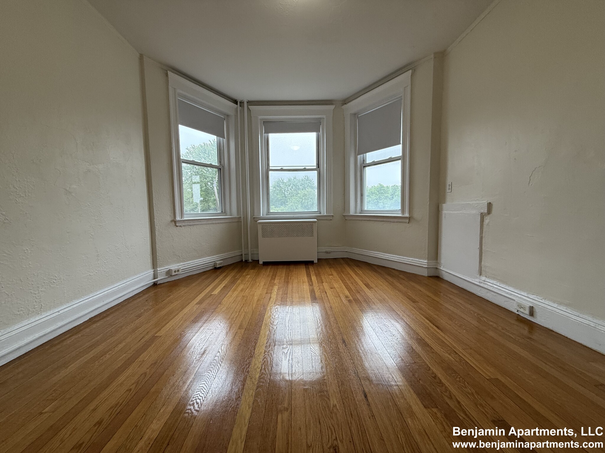 1171 Boylston St, Fenway