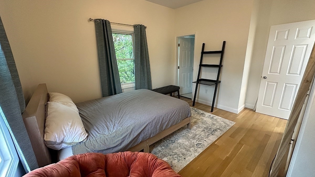 231 1/2 Broadway, Kendall Square