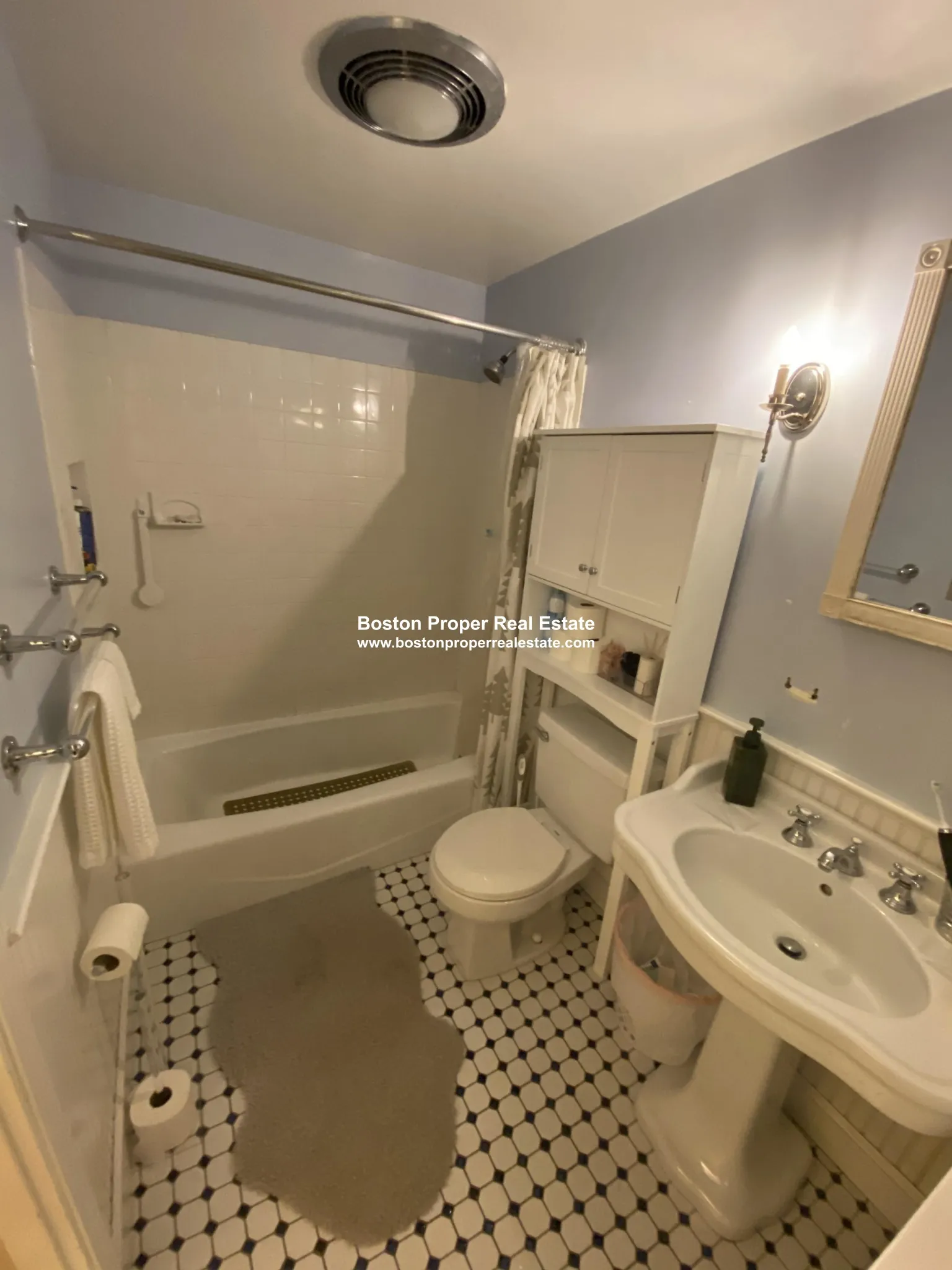 477 Beacon St, Back Bay