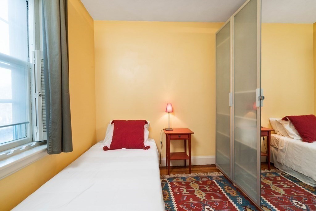 37 Lee St Furnished Half Fee, Harvard Square