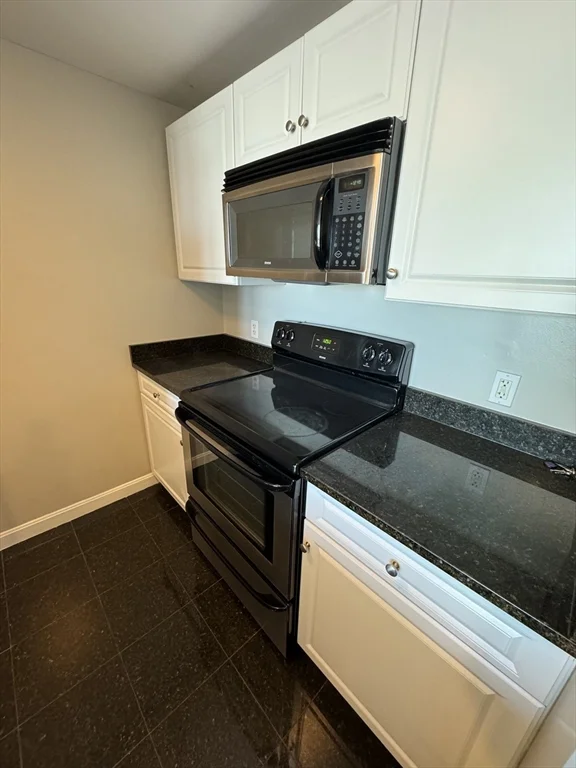 10 Museum Way, East Cambridge