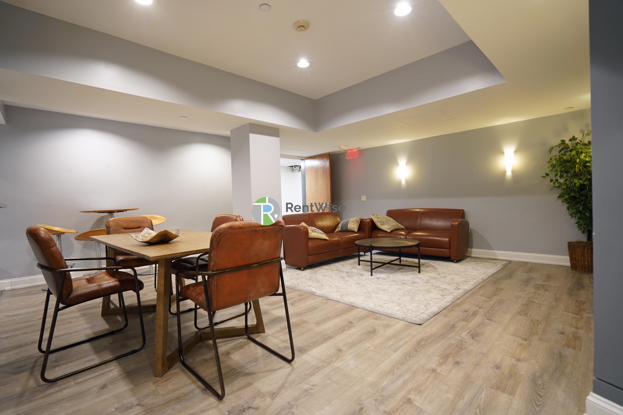 175 Freeman St, North Brookline