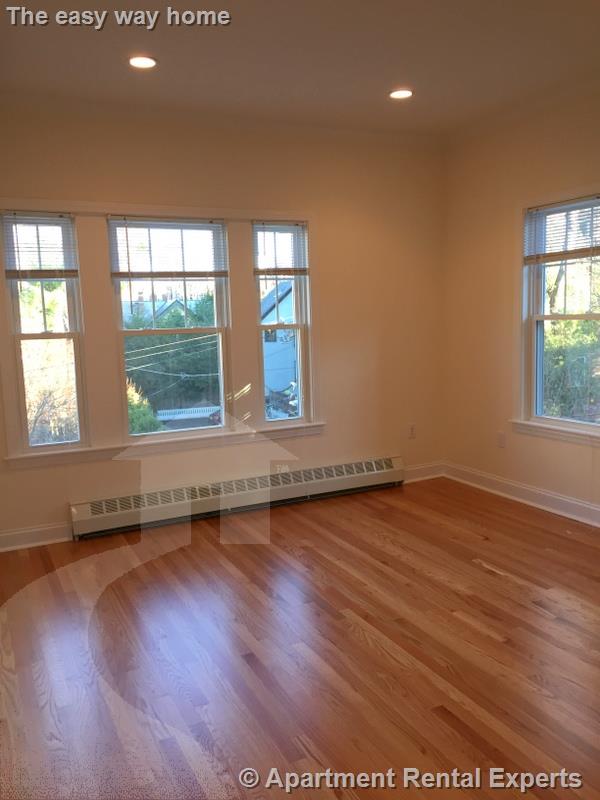 65 Langdon St, Harvard Square